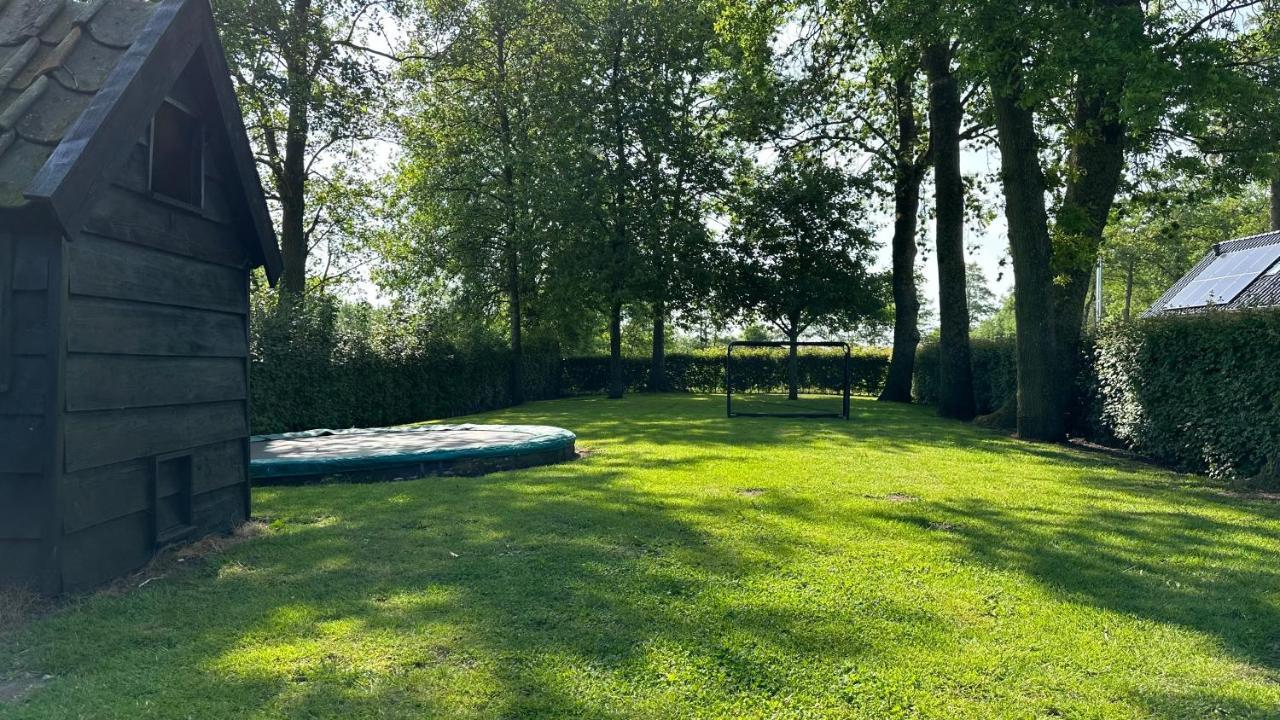Bedandbreakfastrouveen Exterior photo