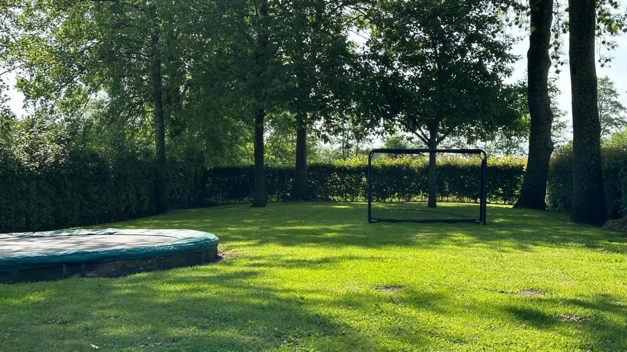 Bedandbreakfastrouveen Exterior photo
